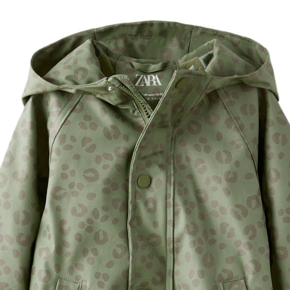 Zara Kids Green Rainsuit - Picture 2 of 2